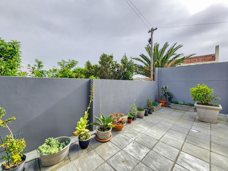 2 Bedroom Property for Sale in Salt River Western Cape